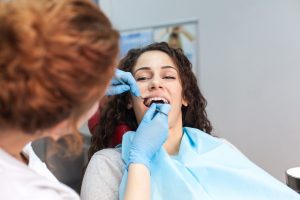 6 Signs That You May Have Gum Disease